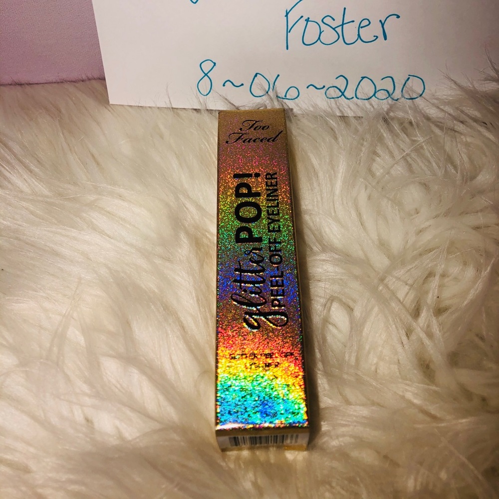 TooFaced glitter eyeliner - Picture 2 of 2
